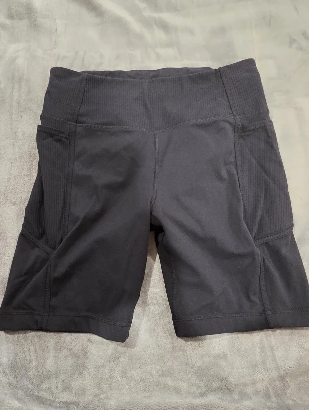 Mondetta Black High-Rise Bike Shorts with Side Pockets